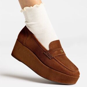 Larroude Suede Platform Loafer, size 6.5. 
NWT box, dust bag included.